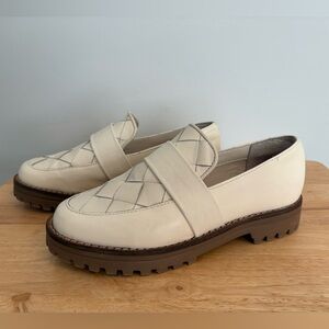 Dolce Vita Genuine Leather Slip On Lug Sole Loafers Shoes Ivory Size 6.5 Woven